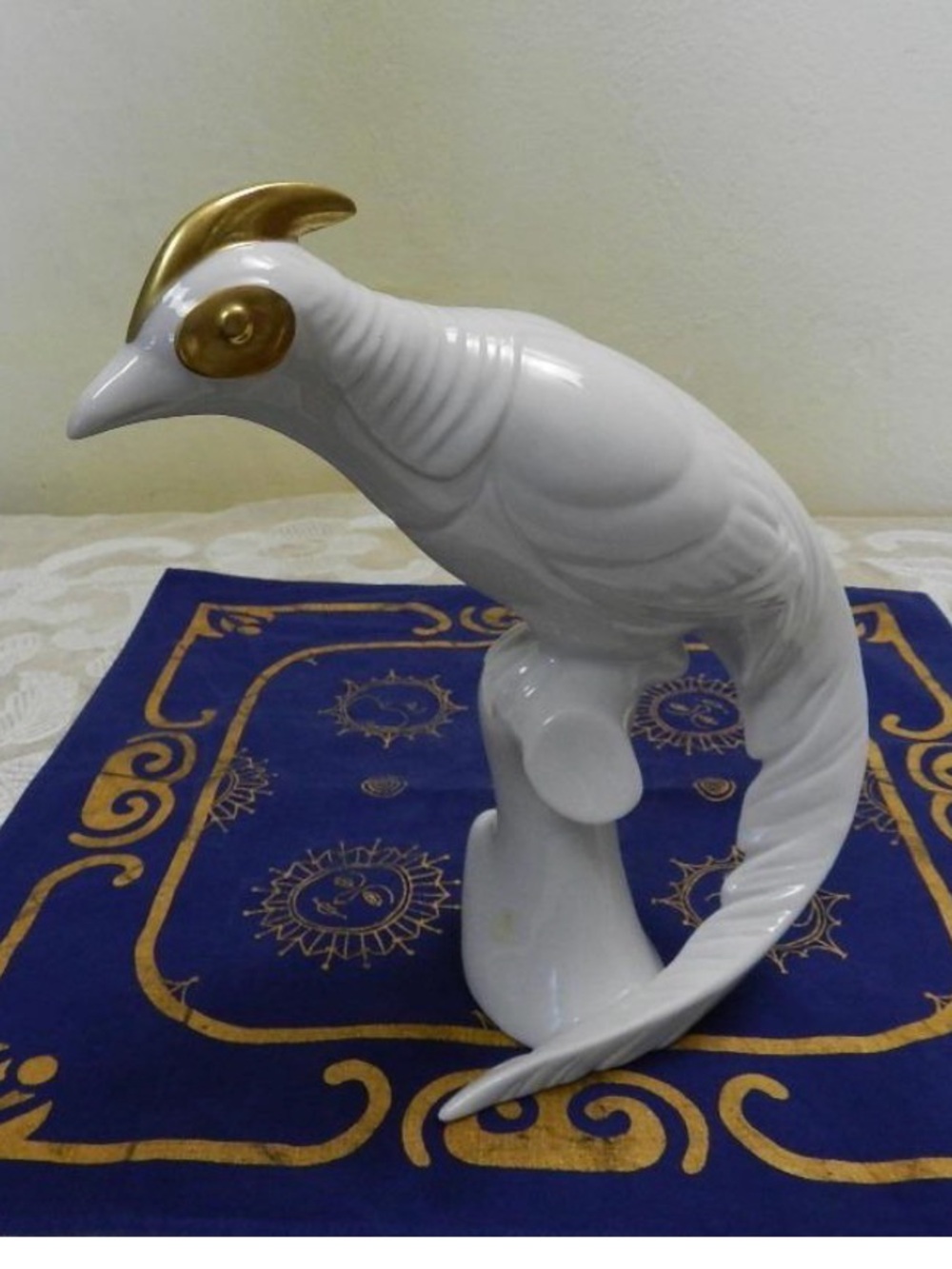 Czechoslovakia figurine bird